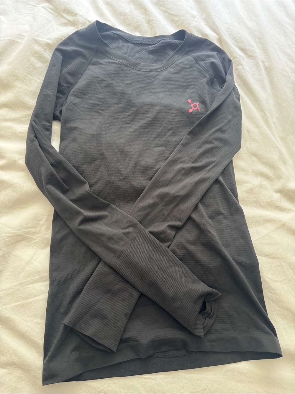 Orange theory lululemon swiftly tech long sleeve (hip length)